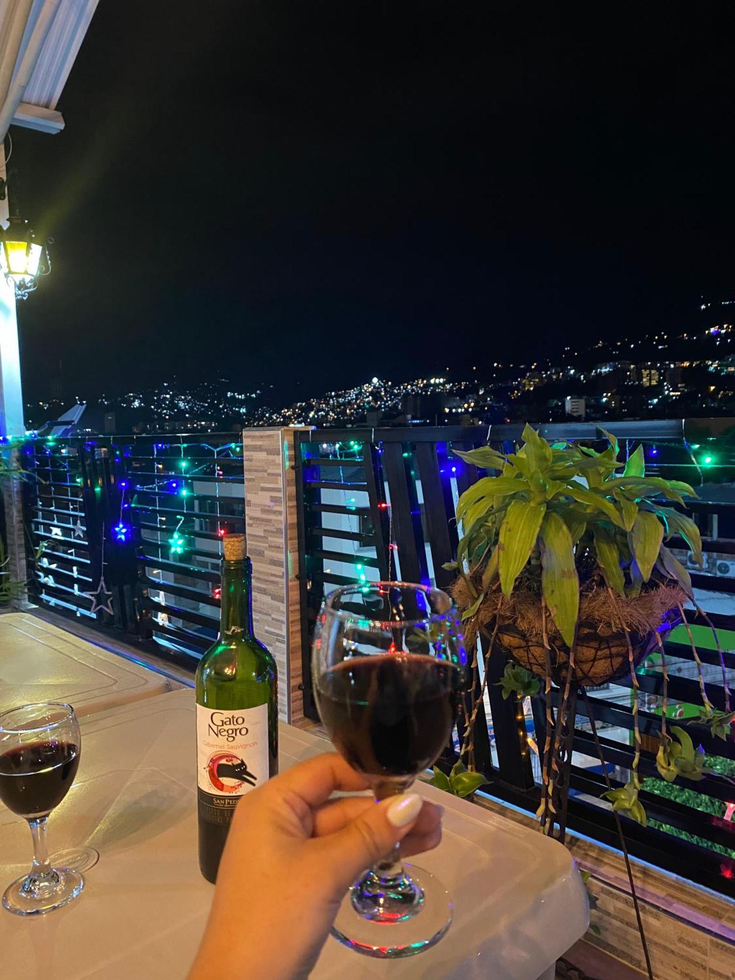 Hotel Alameda Plaza Кали Екстериор снимка