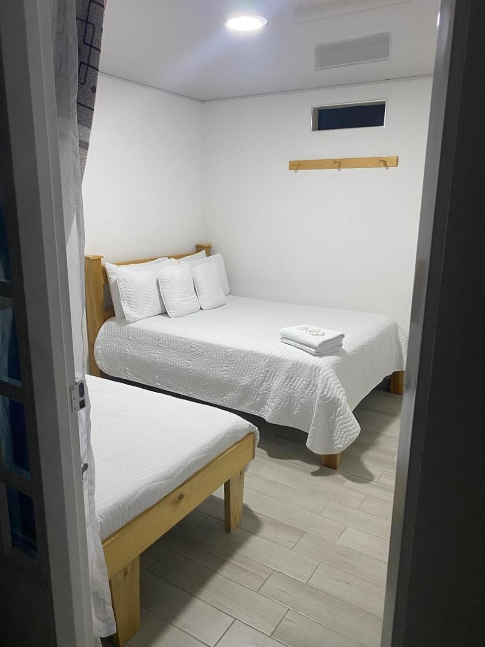 Hotel Alameda Plaza Кали Екстериор снимка